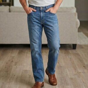 Wrangler Men's Dark Blue Straight Jeans 30x32